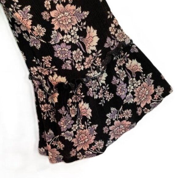 Chance & Destiny Black Floral V-Neck Dress with Bell Sleeves - Picture 3 of 6